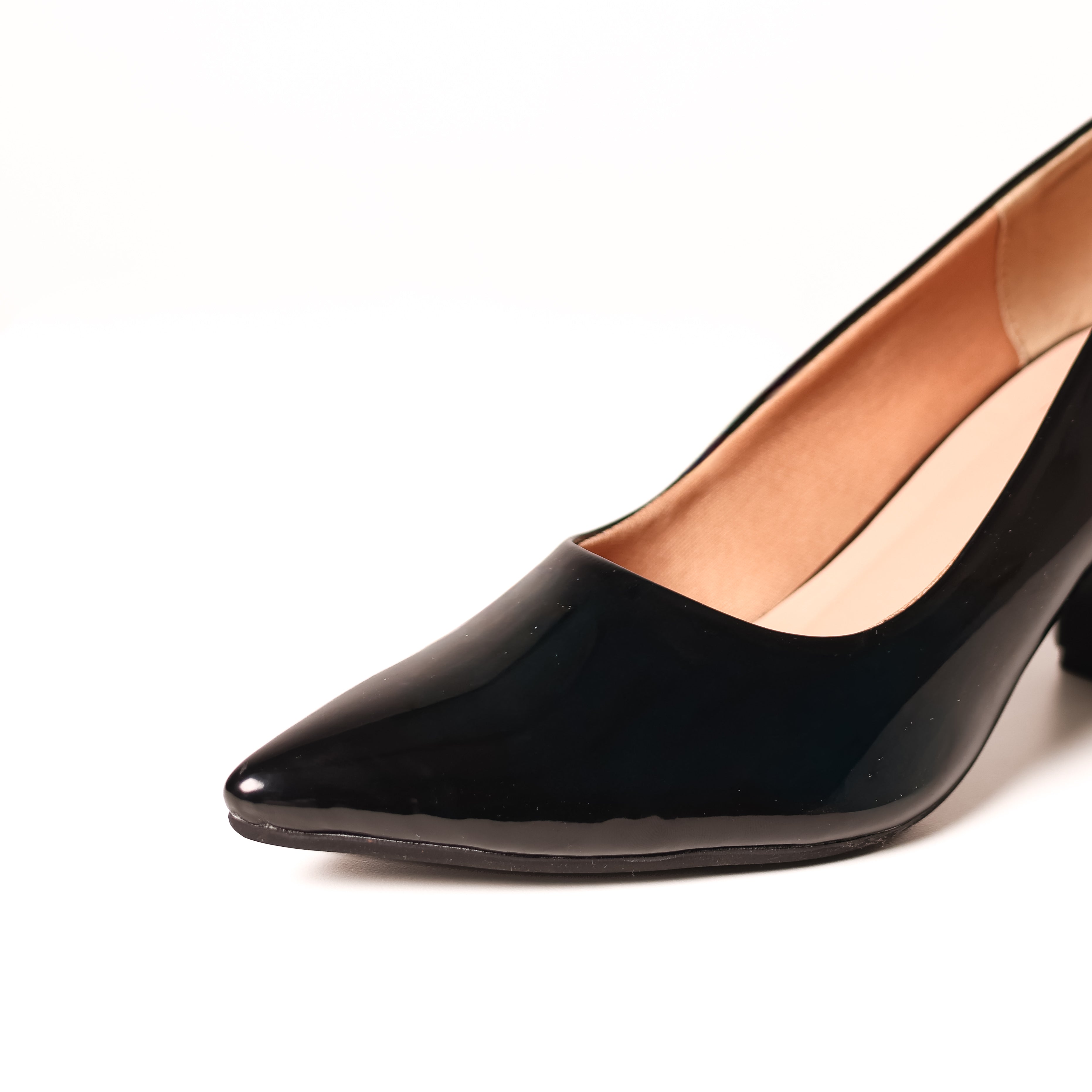 Gleam Pump - Black