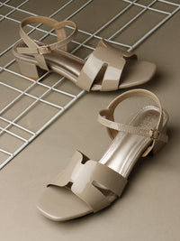 H-Buckle Sandal - Nude