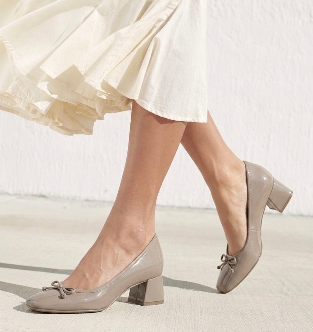 Bow Block Heel Pump - Nude